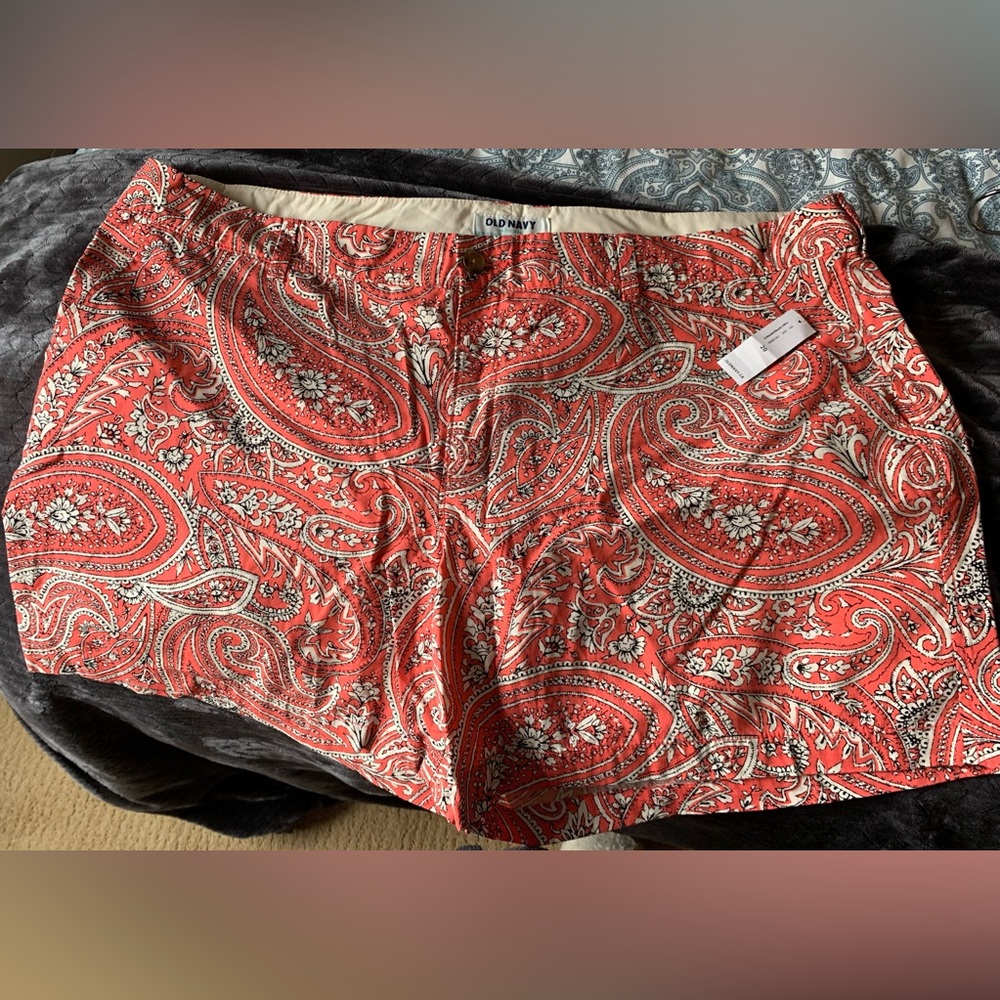 NWT Old Navy Paisley Shorts